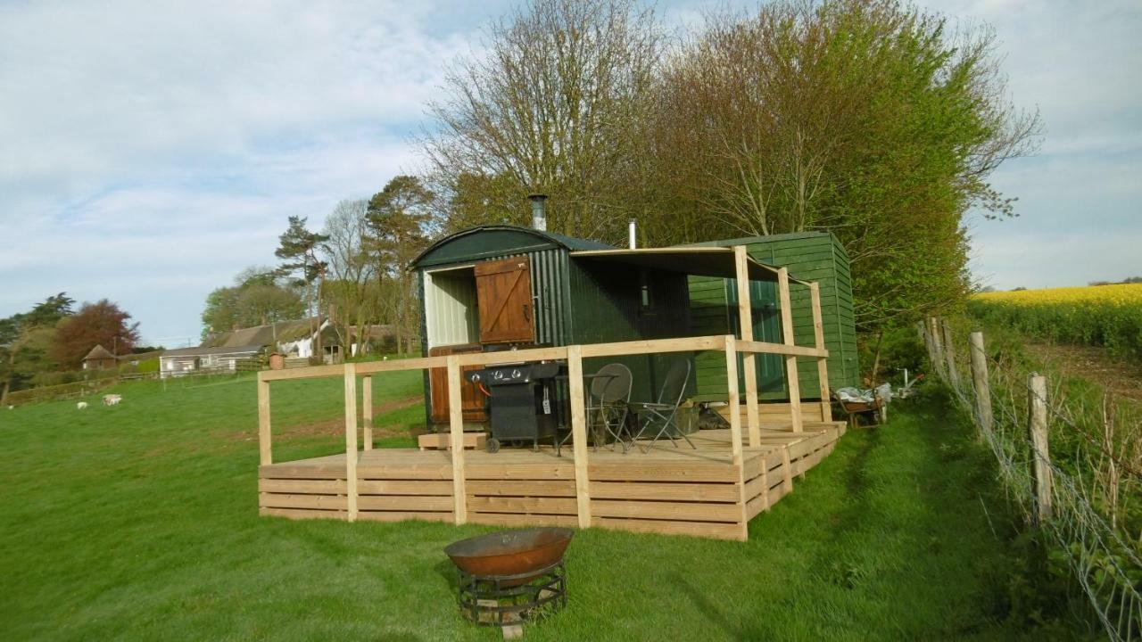 ホテル Shepherd'S Hut ブランドフォード・フォーラム エクステリア 写真